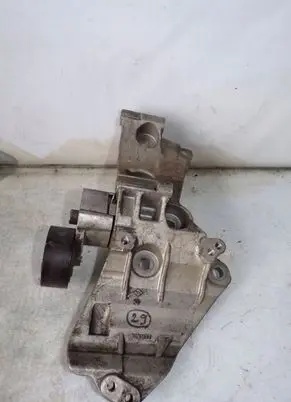 Renault Megane III Generator/alternator bracket 8200669494