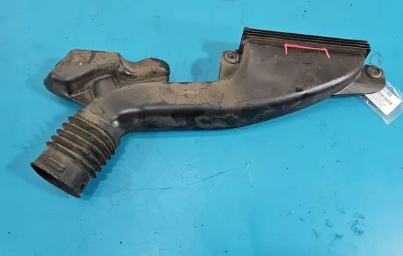 Ford Mondeo MK V Air intake duct part DG939C675BB IMPRK1565302