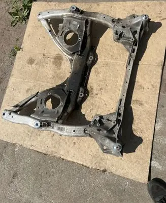 BMW 5 G30 G31 G38 Front subframe 6859494