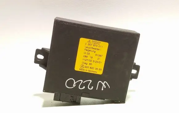 Mercedes-Benz S W220 Light module LCM 2208203685 0307870011