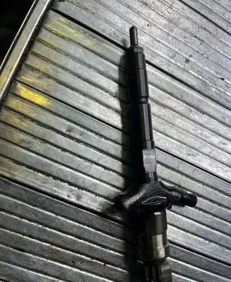 Opel Vectra C Fuel injector 8972391617