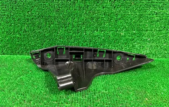 Opel Corsa F Front bumper mounting bracket 9829335780