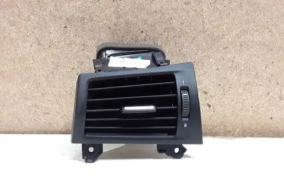 BMW X3 F25 Dashboard side air vent grill/cover trim 9217441