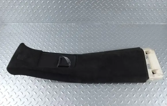Cadillac XTS (B) pillar trim (top) 23216632 23442448 22932265