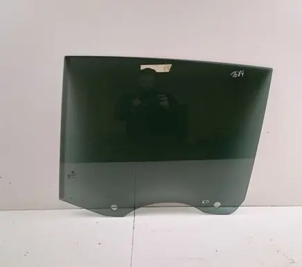 Rear door window glass