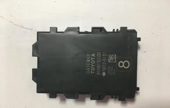 Toyota Yaris Gateway control module 89100-52030