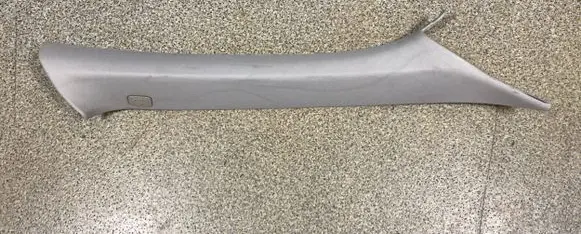 Volvo V40 (A) pillar trim 31102346