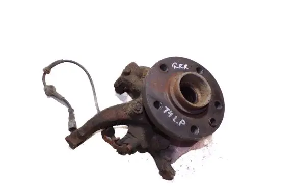 Volkswagen Transporter - Caravelle T4 Front wheel hub