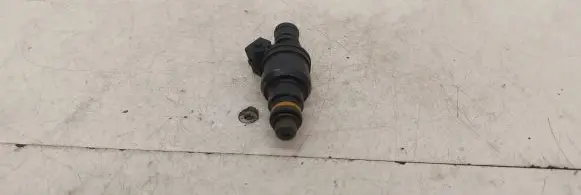 Audi A6 S6 C5 4B Fuel injector 0280150447