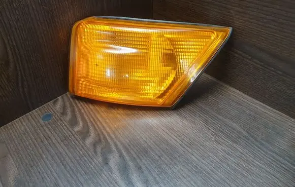 Iveco Daily 35 - 40.10 Front indicator light 500320426
