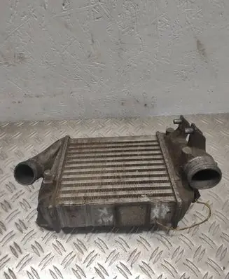Audi A4 S4 B6 8E 8H Intercooler radiator 8E0145805M
