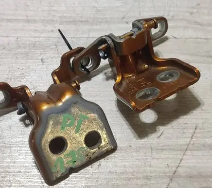 Dacia Duster II Rear door hinge set