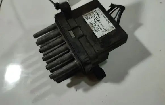 Heater blower motor/fan resistor