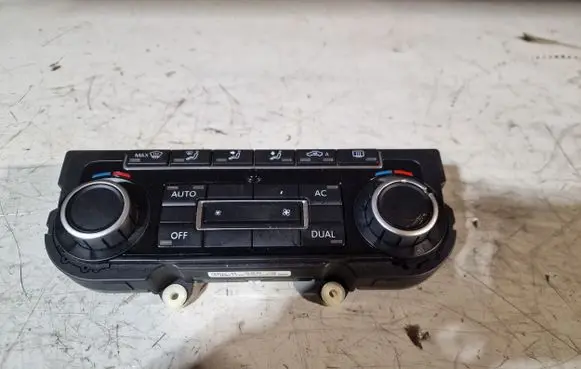 Volkswagen PASSAT CC Climate control unit 5K0907044