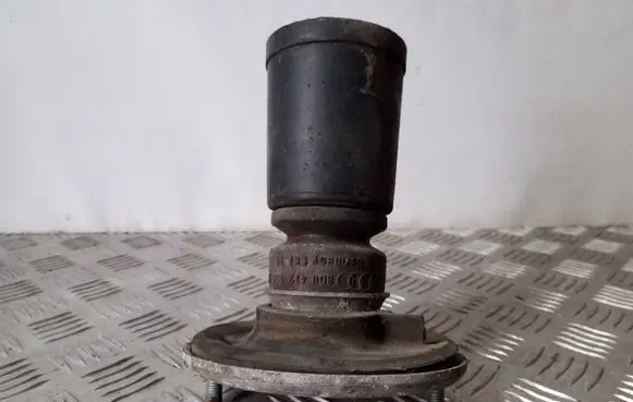 Audi A4 S4 B5 8D Front shock absorber damper bump stop 8D0412109B 8D0412131E
