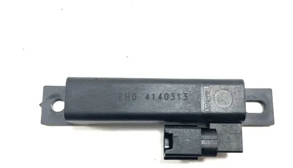 Nissan Leaf I (ZE0) Airbag deployment crash/impact sensor EH04140313