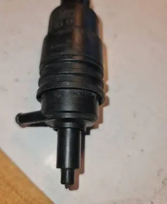 Audi A4 S4 B5 8D Windscreen/windshield washer pump 4A0955651