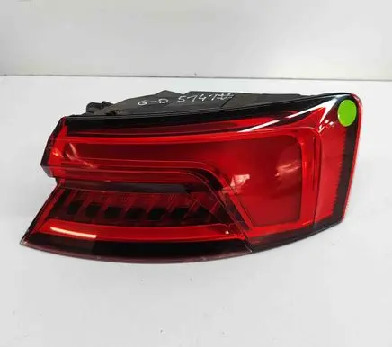 Audi A5 Rear/tail lights 8W6945092C