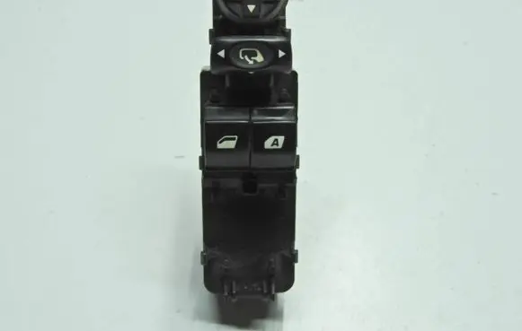 Citroen DS3 Quarter vent window switch 
