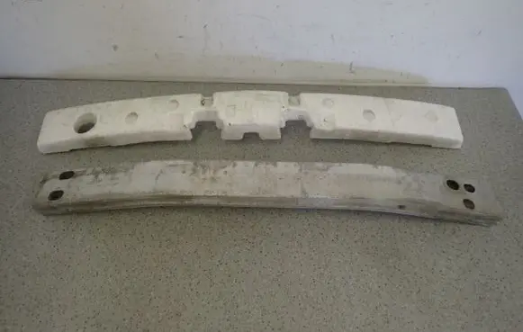 Toyota Prius (XW20) Front bumper support beam 