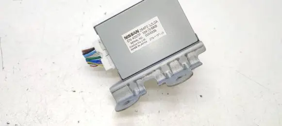Nissan Pulsar Central body control module 284F03ZL0A