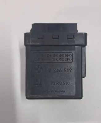 BMW 5 E39 Glow plug pre-heat relay 2246919