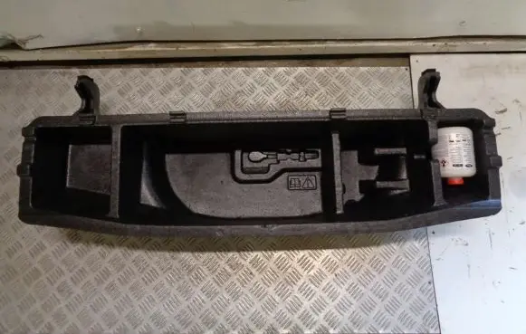 Ford Grand C-MAX Glove box in trunk AM51U11168AD