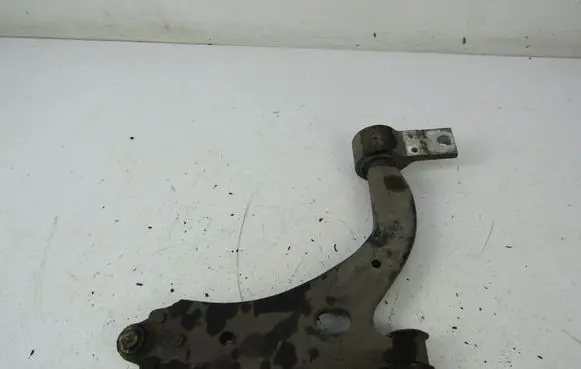 Ford Fiesta Front lower control arm/wishbone 