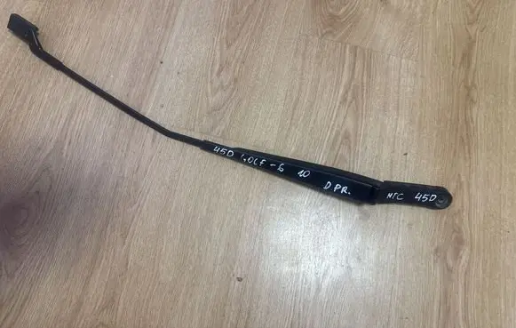 Volkswagen Golf VI Front wiper blade arm 1Q1955410