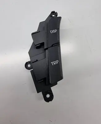 Hyundai i40 Steering wheel buttons/switches 39R2961200