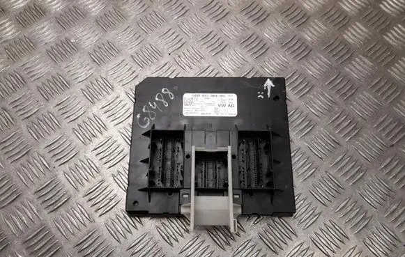 Volkswagen Golf Sportsvan Comfort/convenience module 5Q0937086BG