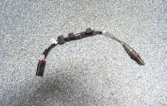 BMW M5 F90 Lambda probe sensor 0258037005
