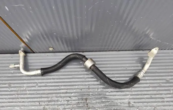 Renault Austral Air conditioning (A/C) pipe/hose 924902052R