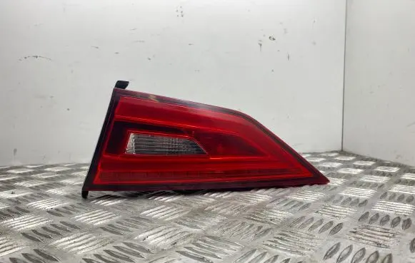 Audi A3 S3 8V Tailgate rear/tail lights 8V5945094A