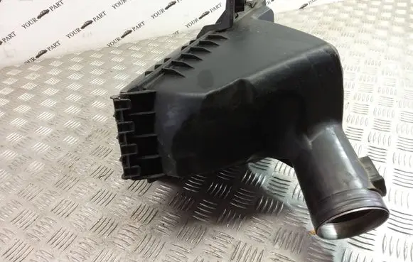 BMW 5 F10 F11 Air filter box 7612014