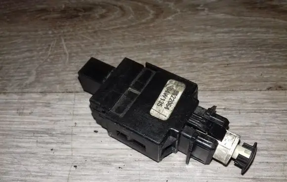 Volvo V70 Brake pedal sensor switch 8622064