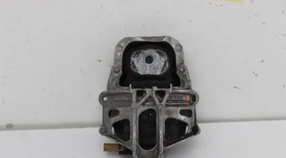 Audi Q7 4M Engine mount bracket 4M0199372FS 171052021