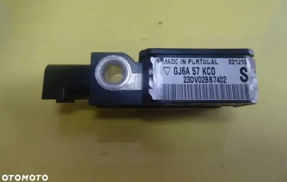 Mazda 6 Airbag deployment crash/impact sensor GJ6A57KC0