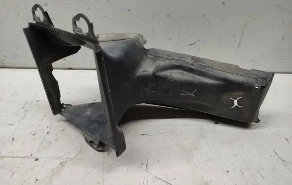 Audi A6 S6 C6 4F Intercooler air channel guide 4F0145333