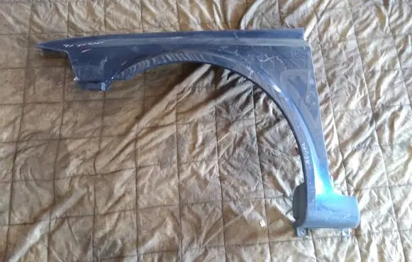 Renault Laguna II Fender