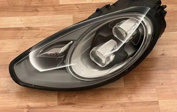 Porsche Panamera (970) Headlight/headlamp 97063107154