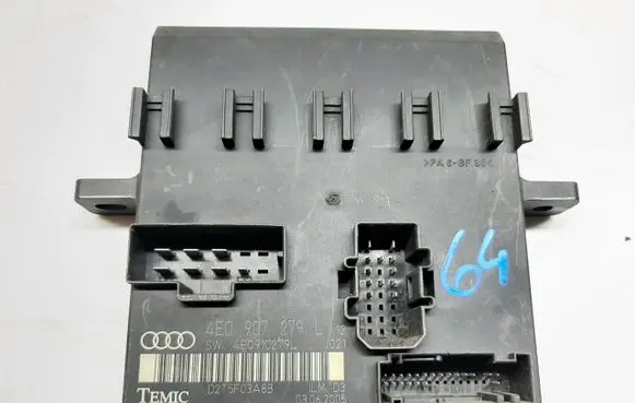 Audi A8 S8 D3 4E Light module LCM 4E0907279L