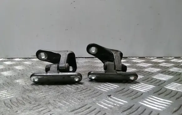 Front door hinge set