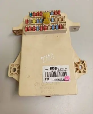 Hyundai i30 Fuse module 919502H530 9195021500 007912007