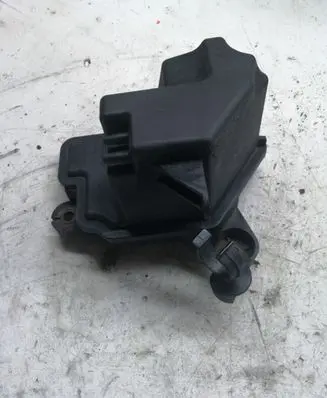 Ford C-MAX I Vacuum air tank 9646411180