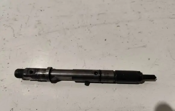 Audi A4 S4 B6 8E 8H Fuel injector 059130201A