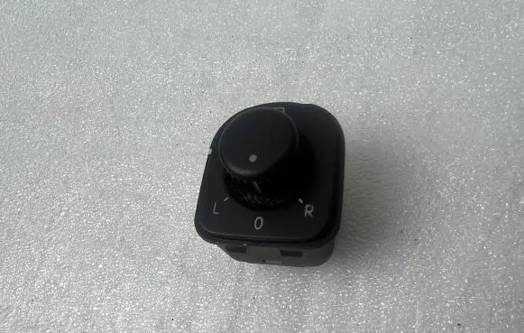 Volkswagen PASSAT B6 Wing mirror switch 1K0959565F