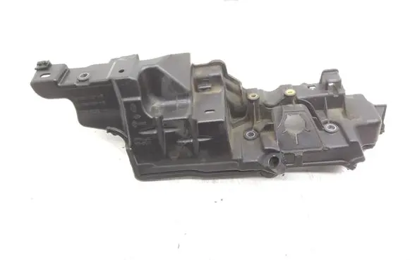 Renault Kadjar Other engine bay part 175B19528R