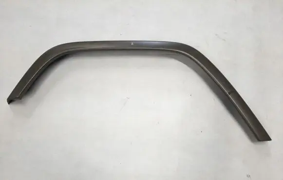Mercedes-Benz G W463 2nd Gen Fender trim (molding) A4638820200