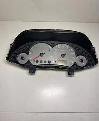 Ford Focus Speedometer (instrument cluster) 98AP10841 44ZU115
